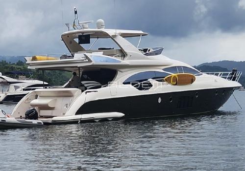 Azimut 70