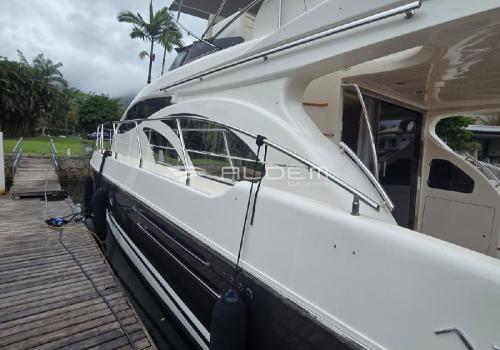 Intermarine 520 Full